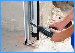 Eagle Garage Door Service West Hills, CA 818-658-1821 - serv-sid-gr-spr-37m